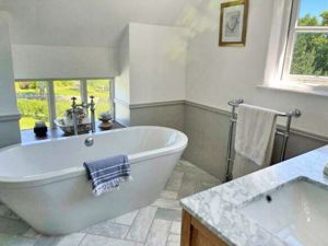 Bathroom- click for photo gallery